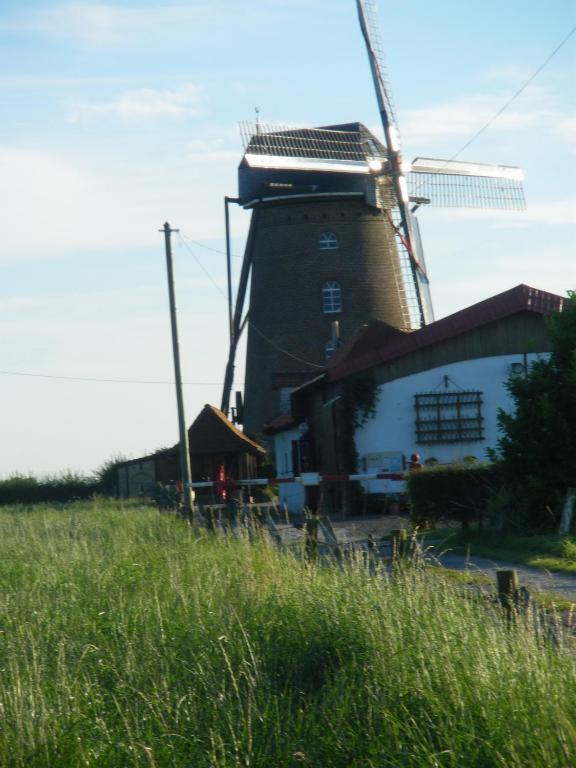 La Vallee Des Trois Monts Saint-Sylvestre-Cappel ภายนอก รูปภาพ